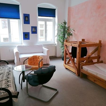 Kulturschutzgebiet Hostel Dresden Ngoại thất bức ảnh